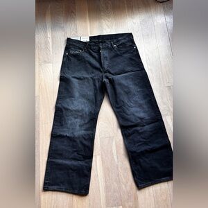 H&M Men's Relaxed Fit Black Jeans